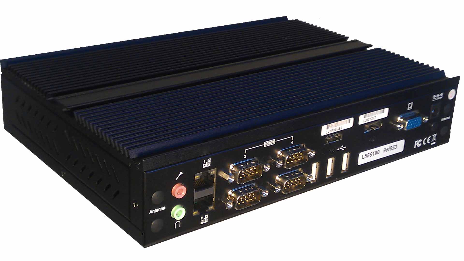 EMB1: Lüfterloser Industrie PC mit 60 GB SSD und Intel® Prozessor